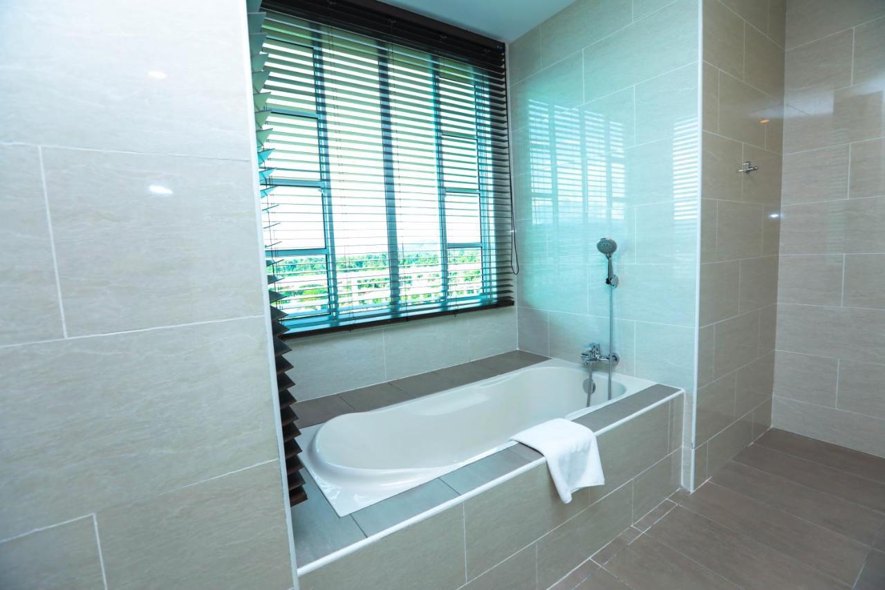 Hotel Casuarina@Kuala Kangsar Exteriér fotografie
